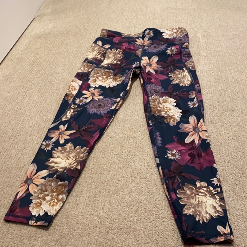 Floral Sweaty Betty leggings size M